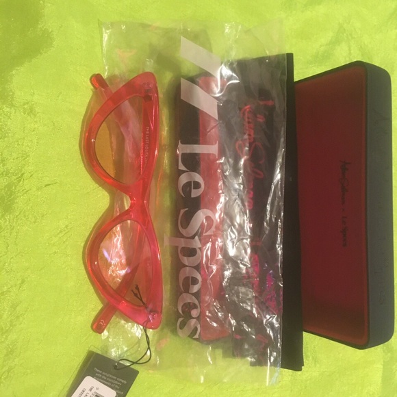 Adam Selman x le specs hot pink sunglasses - Picture 2 of 4